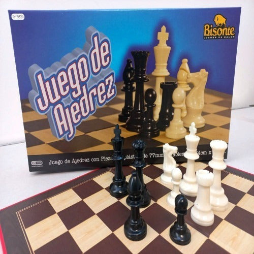 Juego De Ajedrez Piezas De Plastico Marca Bisonte 9824